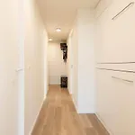 Apartment Stylish With Terrace In