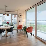 Apartment Stylish With Terrace In Bredene