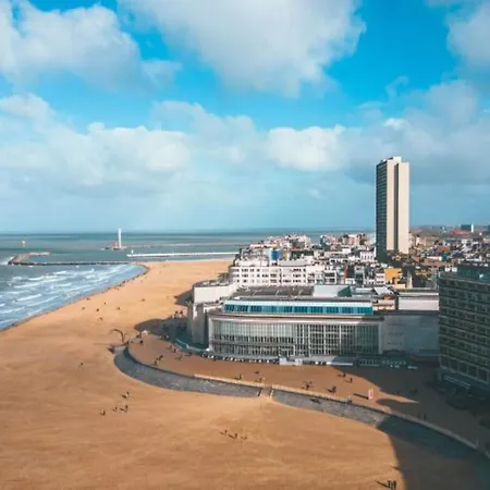 Apartman Stylish With Terrace In Bredene *