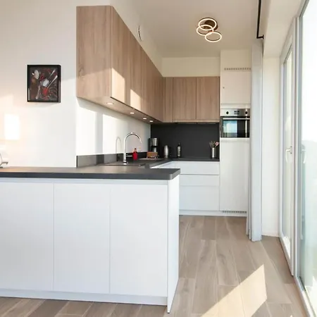 Stylish With Terrace In Bredene Ostende