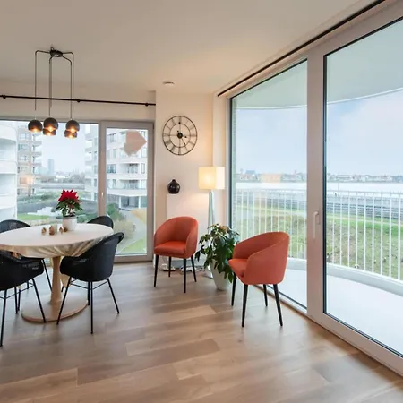 Apartment Stylish With Terrace In Bredene