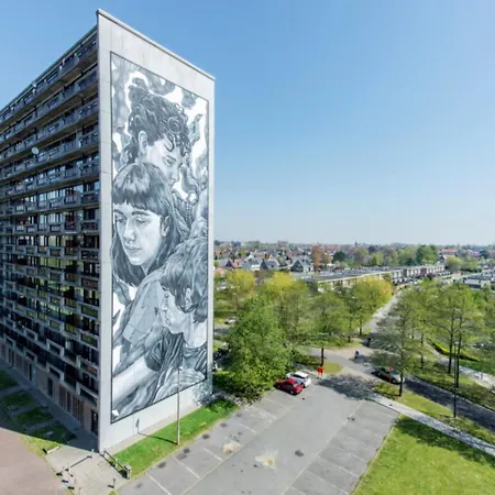 Stylish With Terrace In Bredene * Ostende